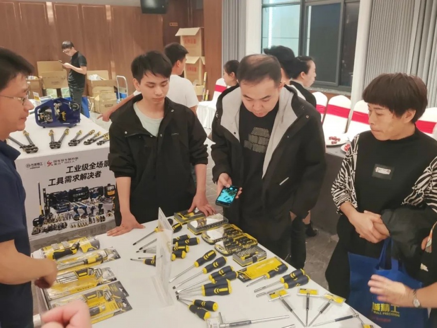 1715935065520281cZIE.jpg 圖片 (5).jpg